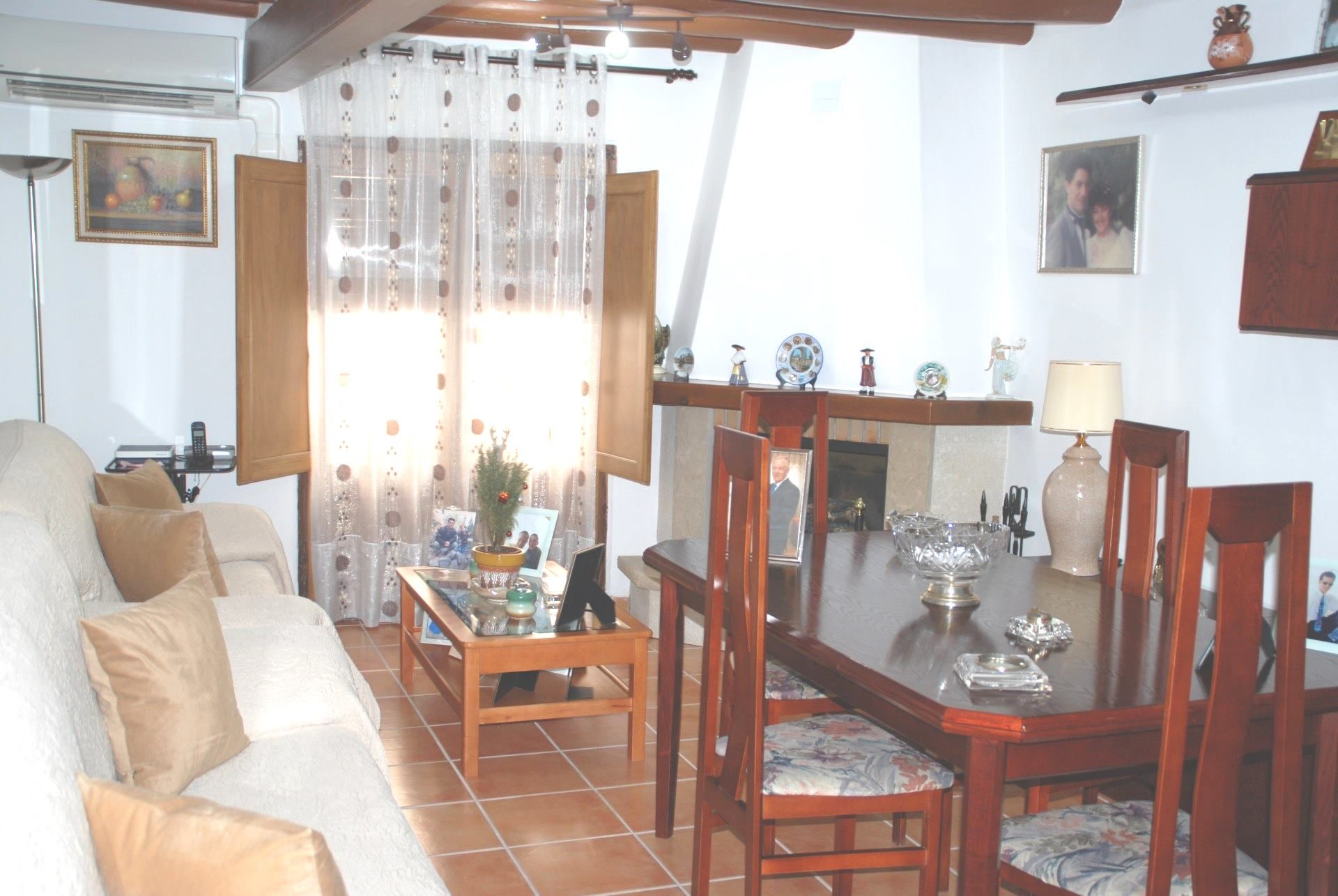 Living room of Country house for sale in Alcolea de Cinca  with Air Conditioner, Storage room and Furnished