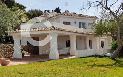 Exterior view of House or chalet for sale in Almuñécar  with Air Conditioner, Terrace and Swimming Pool