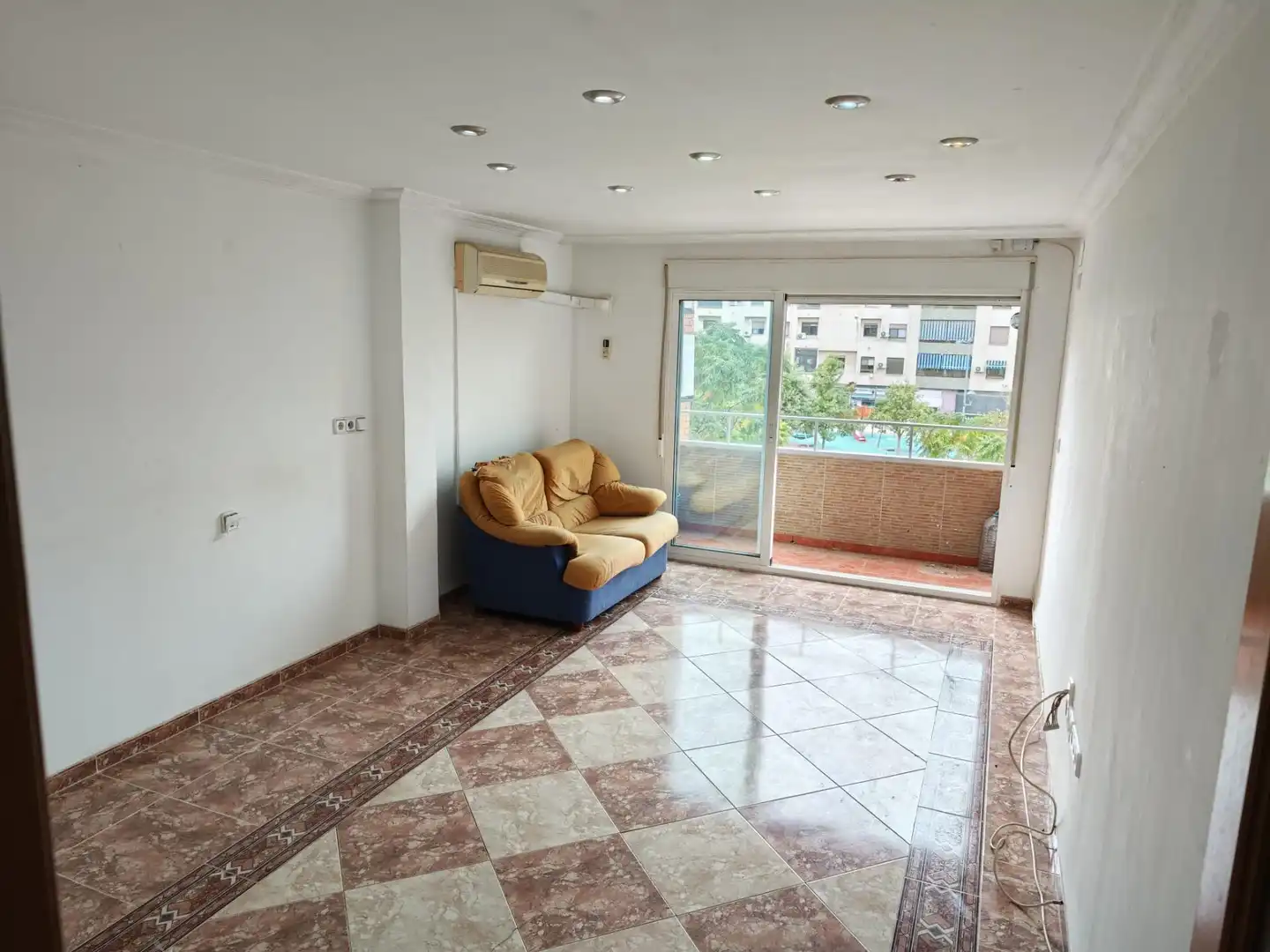 Appartement avec ascenseur à vendre à Benetússer