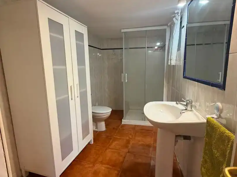 Bany de Pis en venda en Magallón amb Balcó