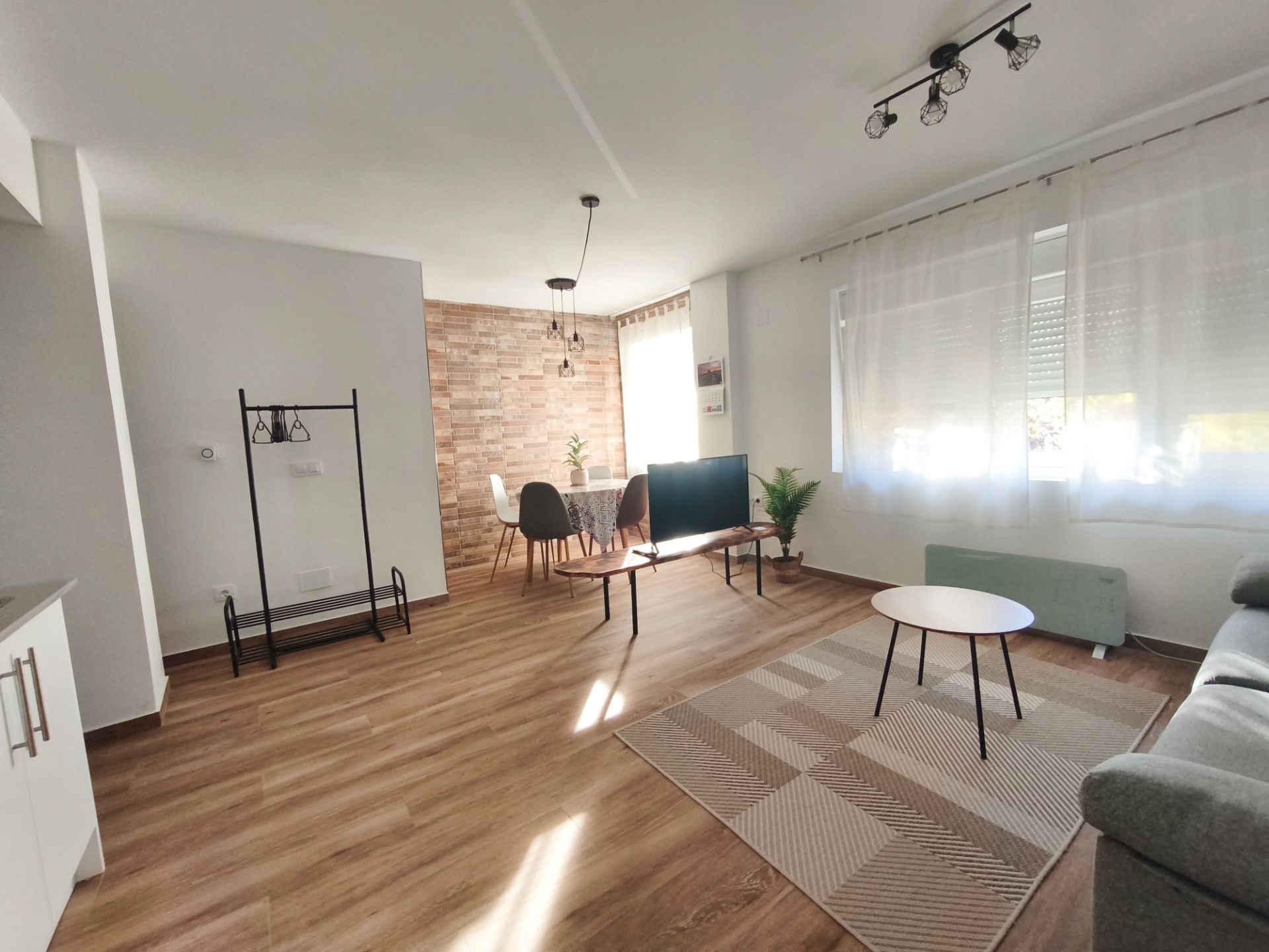 Sala d'estar de Apartament en venda en Santander amb Calefacció, Parquet i Moblat