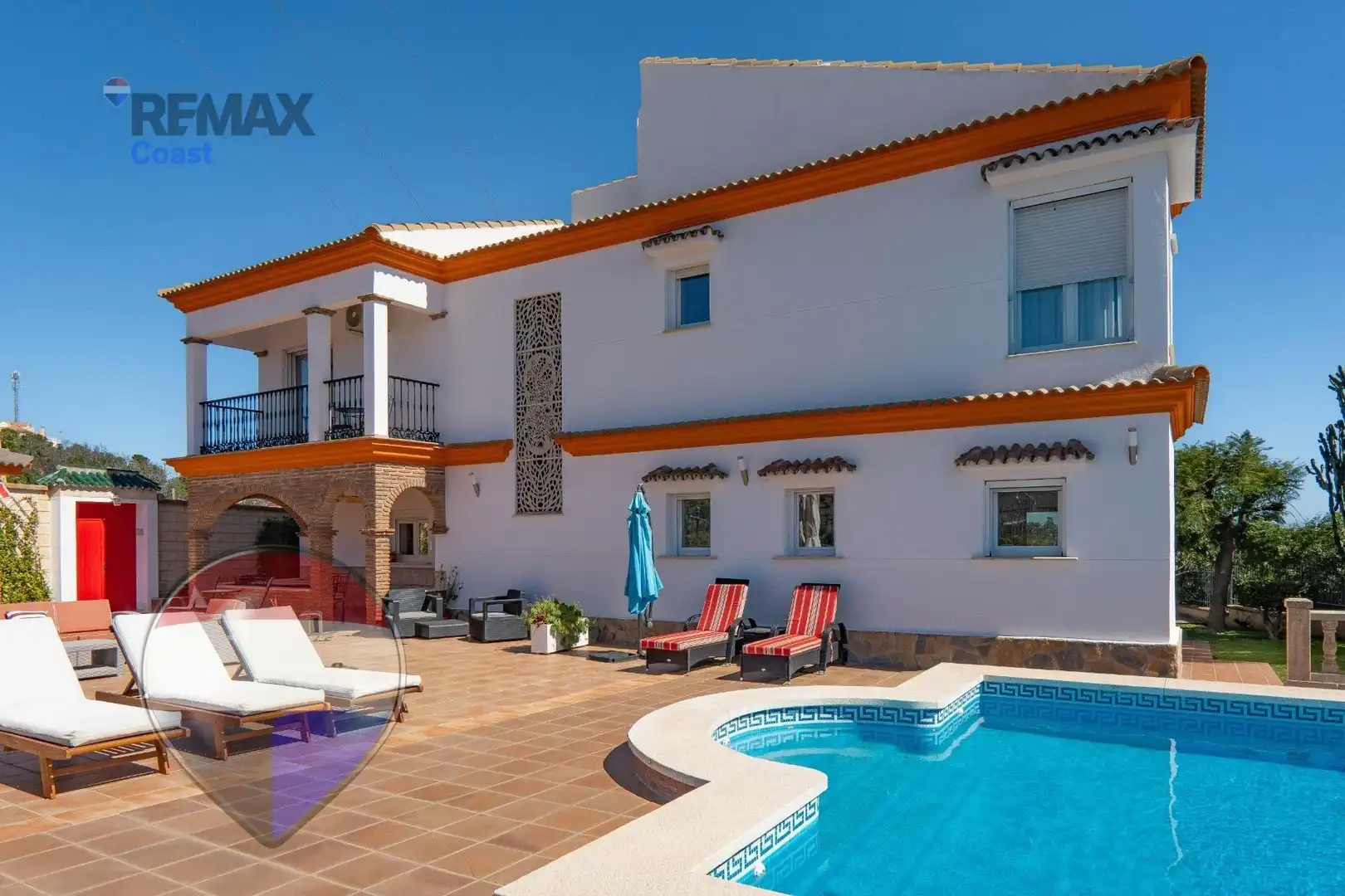 Vista exterior de Casa o chalet en venta en Rincón de la Victoria con Aire acondicionado, Calefacción y Jardín privado