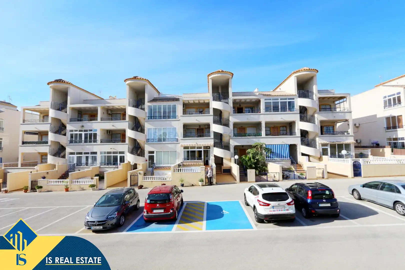 Apartments for sale in Los Balcones y los Altos
