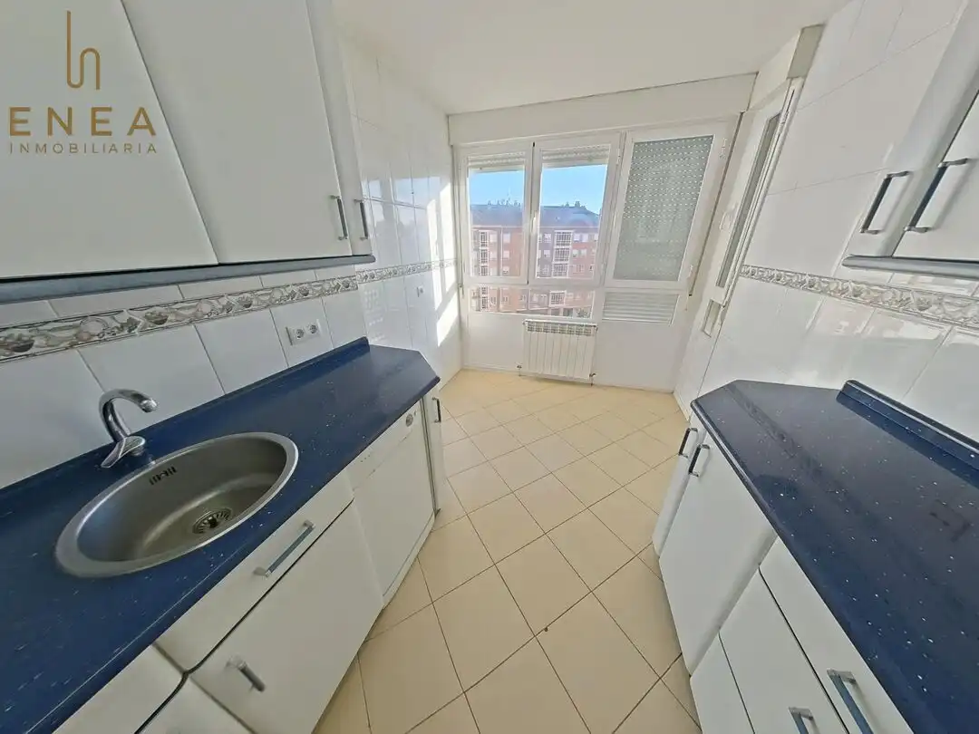 Cocina de Piso en venta en Lakua-Bizkarra