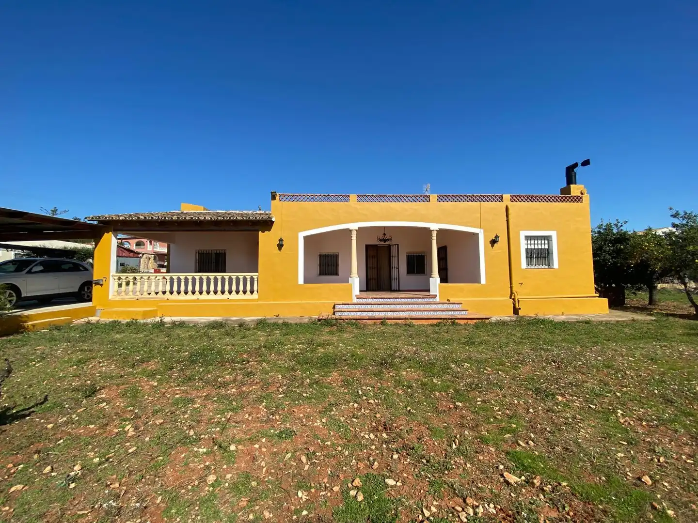 Vista exterior de Finca rústica en venda en Gata de Gorgos amb Aire condicionat, Calefacció i Jardí privat