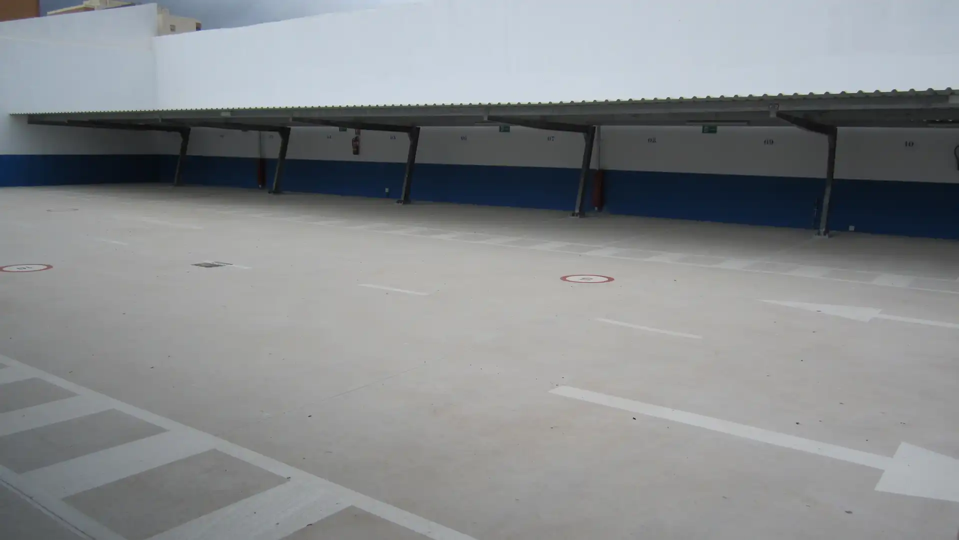 Garage zur Miete in Calle Jardines, 52, Santa Bárbara - Ciudad Deportiva