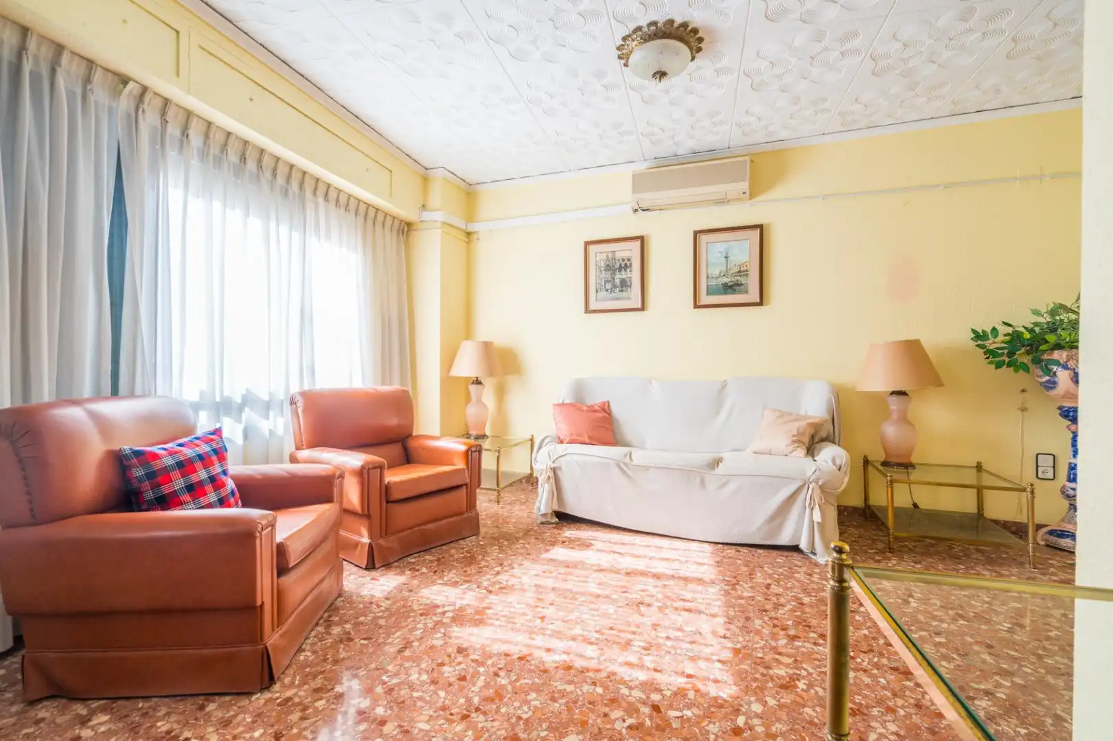 Sala de estar de Casa adosada en venta en Sagunto / Sagunt con Terraza