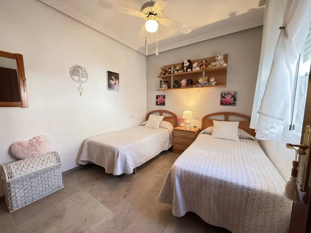 Dormitori de Casa o xalet en venda en Villafranca de Córdoba amb Aire condicionat