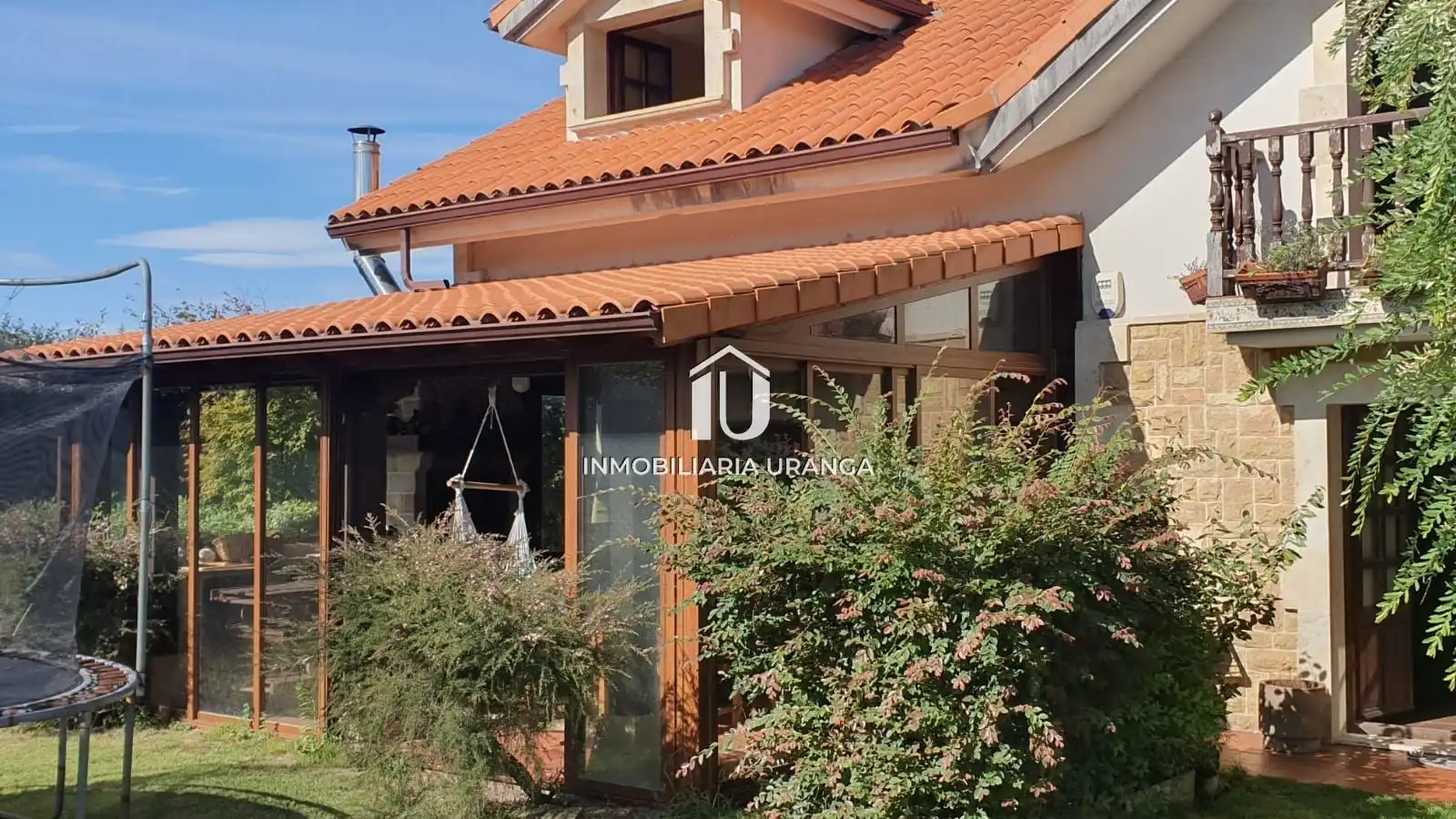Vista exterior de Casa o xalet en venda en Ribamontán al Mar amb Calefacció, Jardí privat i Terrassa