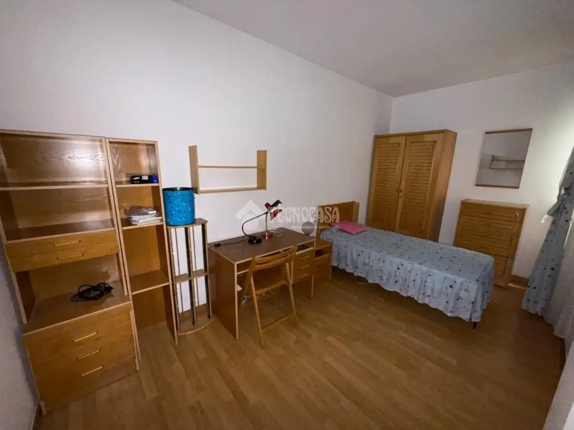 Schlafzimmer von Wohnung zum Verkauf in Barcelona mit Parkett
