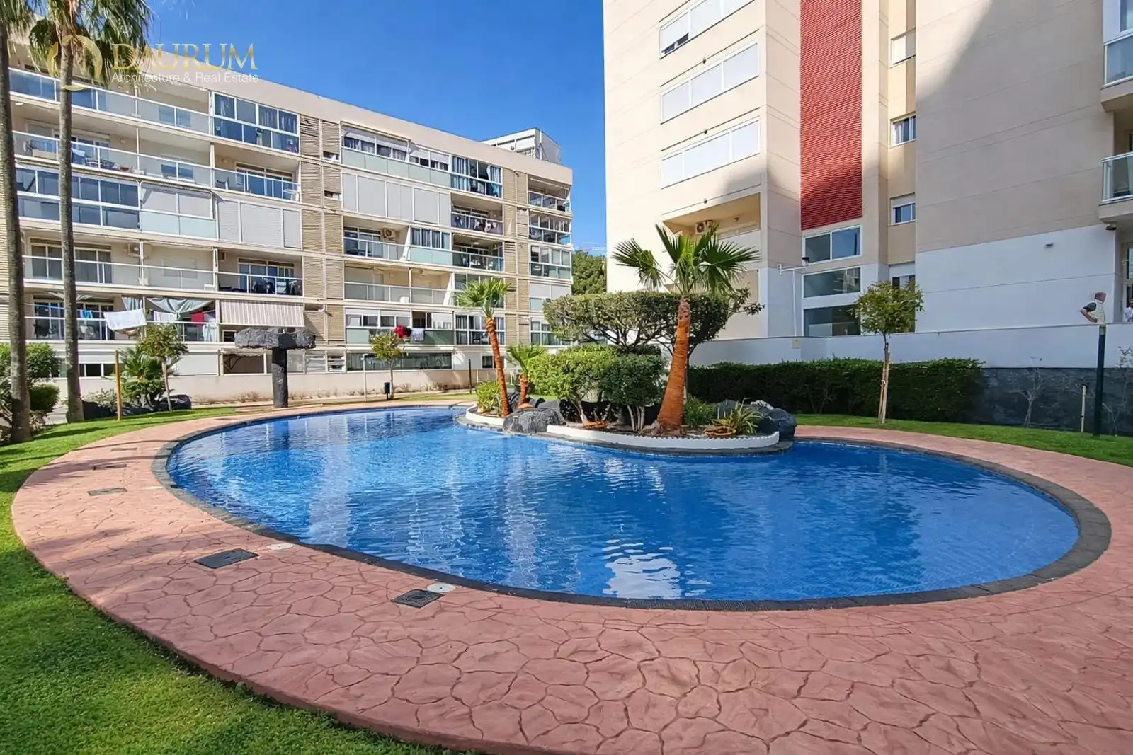 Appartamento con piscina in vendita a CALLE DE VIENA, 1, imagen 45