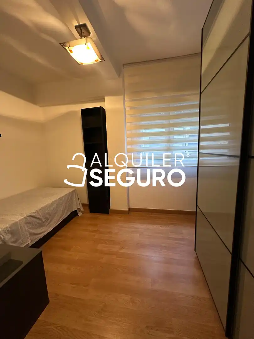 Schlafzimmer von Wohnung zur Miete in Málaga mit Klimaanlage und Möbliert