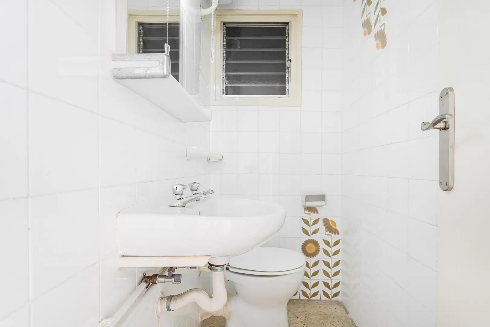 Baño de Piso en venta en Barcelona con Calefacción y Balcón