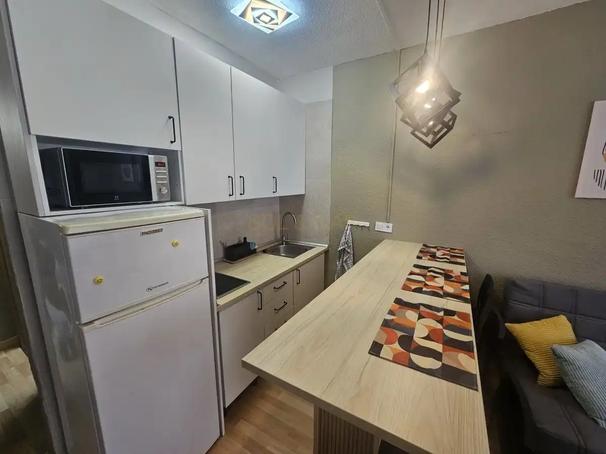Study for rent in De los Manantiales, Manantiales - Estación de Autobuses
