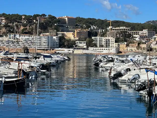 Vista exterior de Piso en venta en Sant Feliu de Guíxols con Calefacción, Amueblado y Horno
