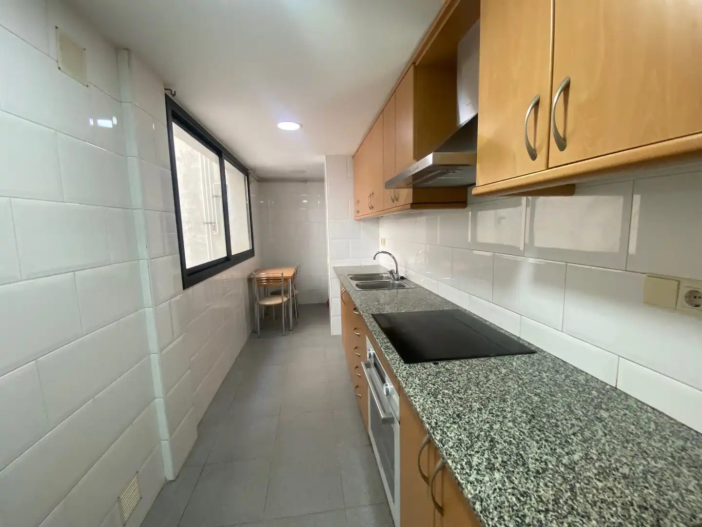 Küche von Wohnung zur Miete in Manresa mit Heizung und Privatgarten