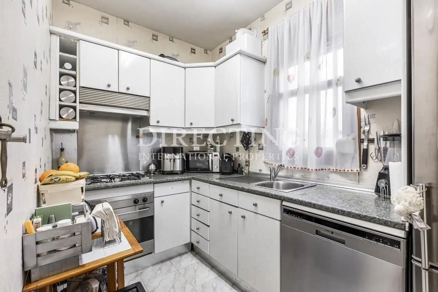 Cuina de Casa o xalet en venda en Madrid amb Aire condicionat, Calefacció i Jardí privat