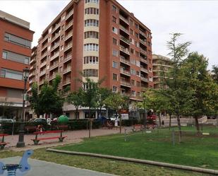 Vista exterior de Apartament en venda en Tudela amb Balcó