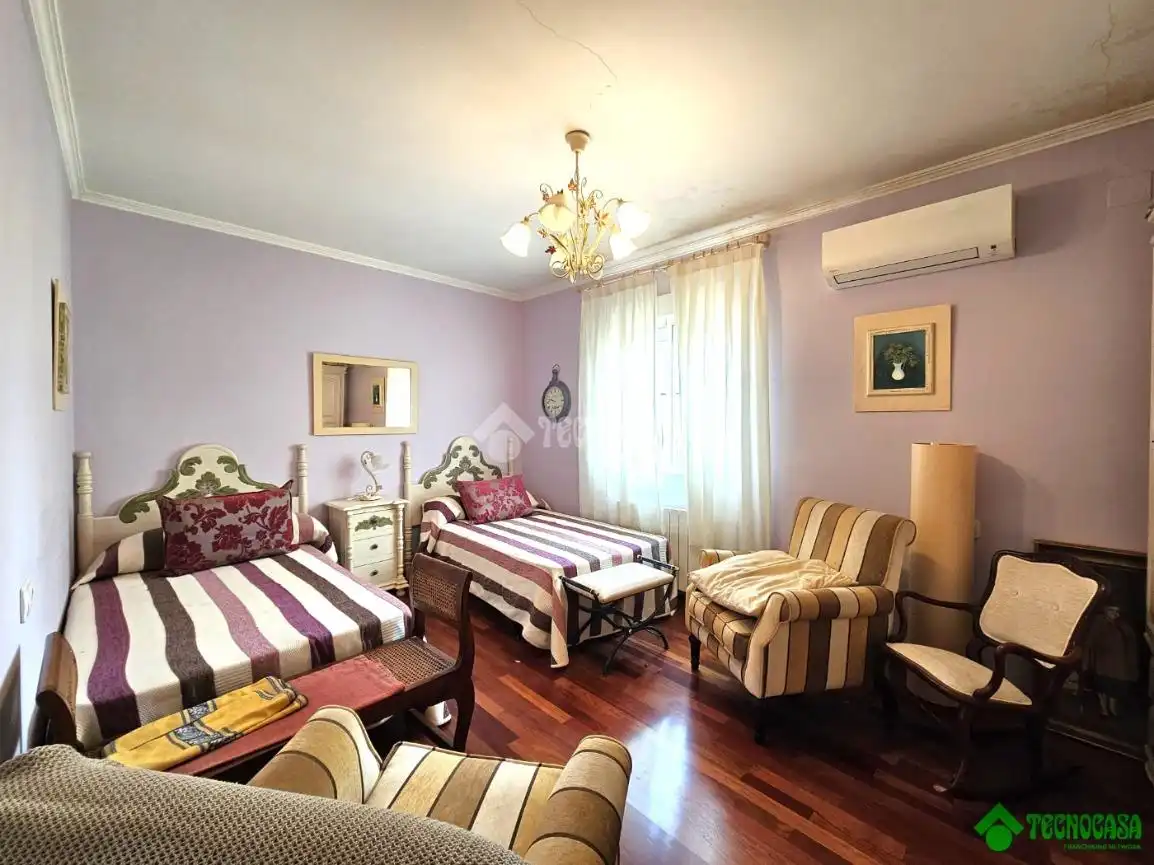 Casa adosada en venta en Pedanías - Extrarradio