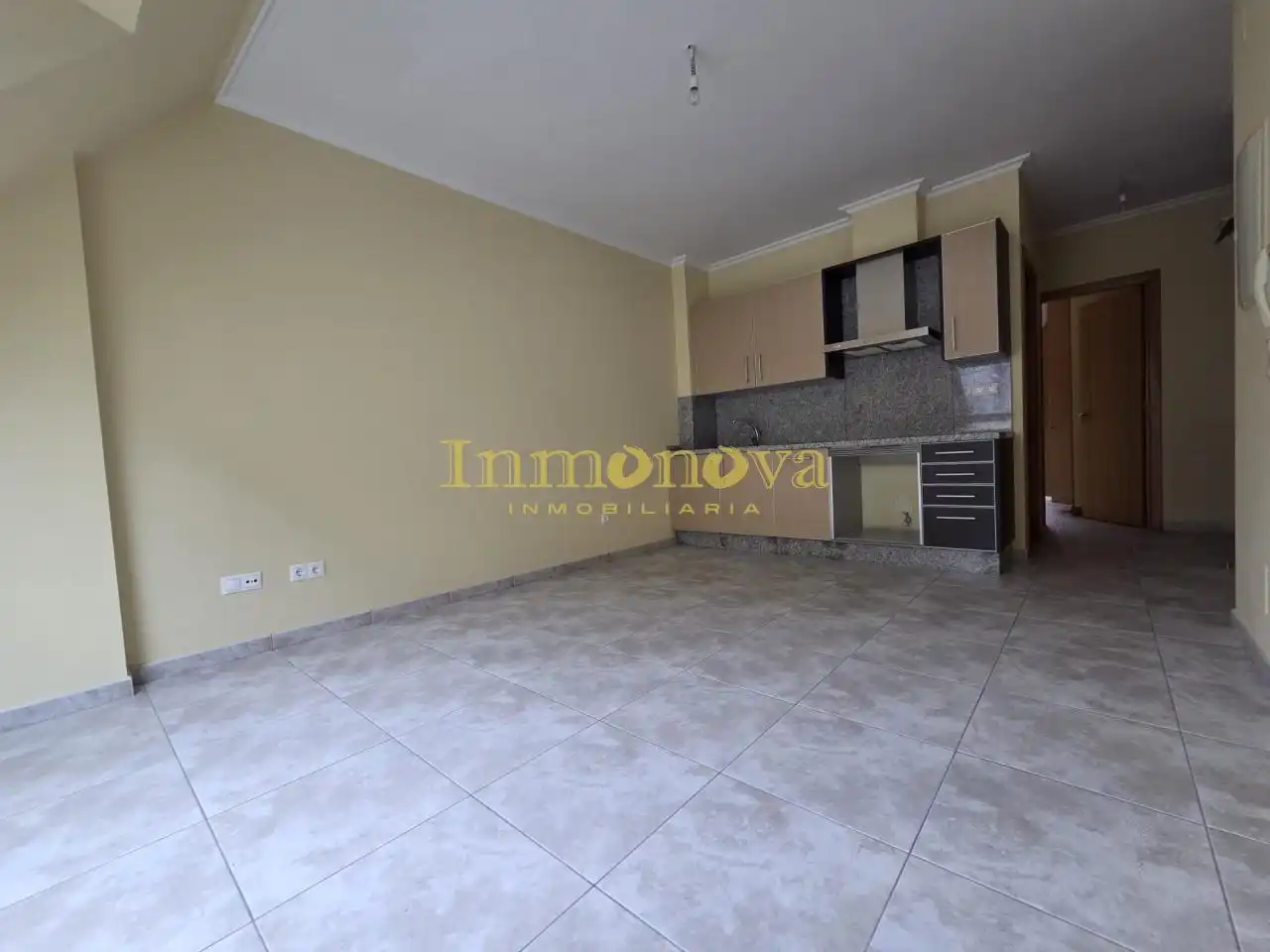 Apartments for sale in CAMINO RIO, 33, Malpica de Bergantiños