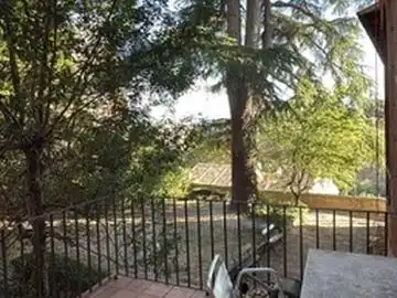 Jardí de Casa o xalet per a compartir en Segovia amb Calefacció, Terrassa i Moblat