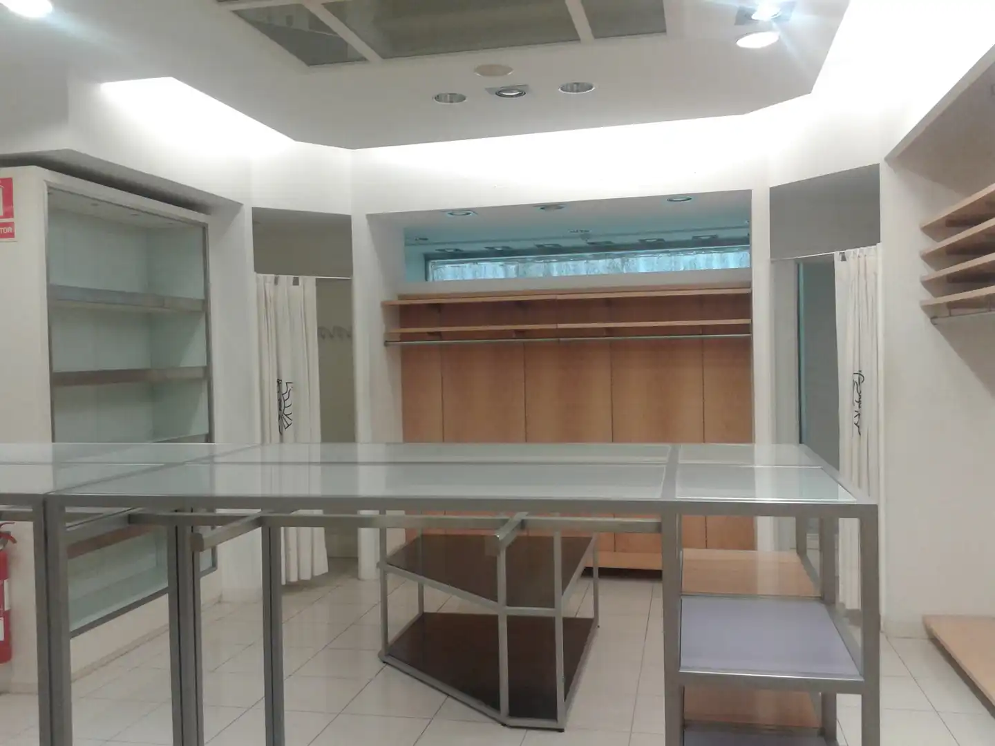 Business premises to rent in Nucli Urbà, imagen 4