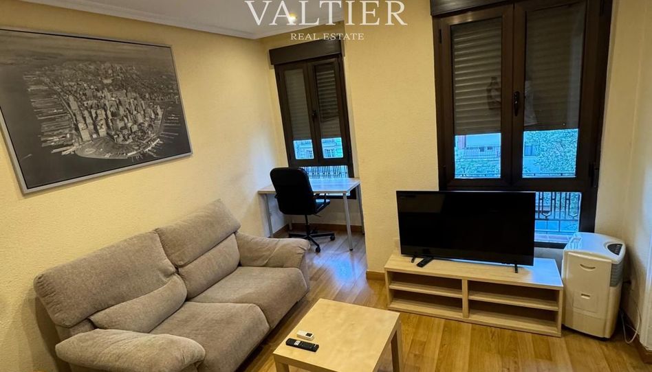 Piso de alquiler en Conde de Peñalver, Lista - Imagen 2