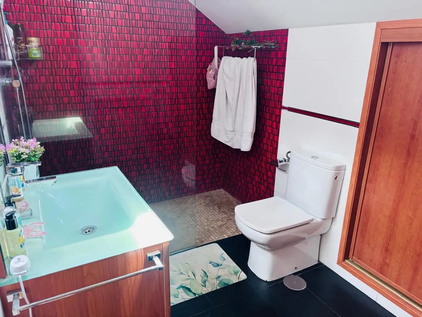 Baño de Casa adosada en venta en Leganés con Calefacción, Jardín privado y Terraza