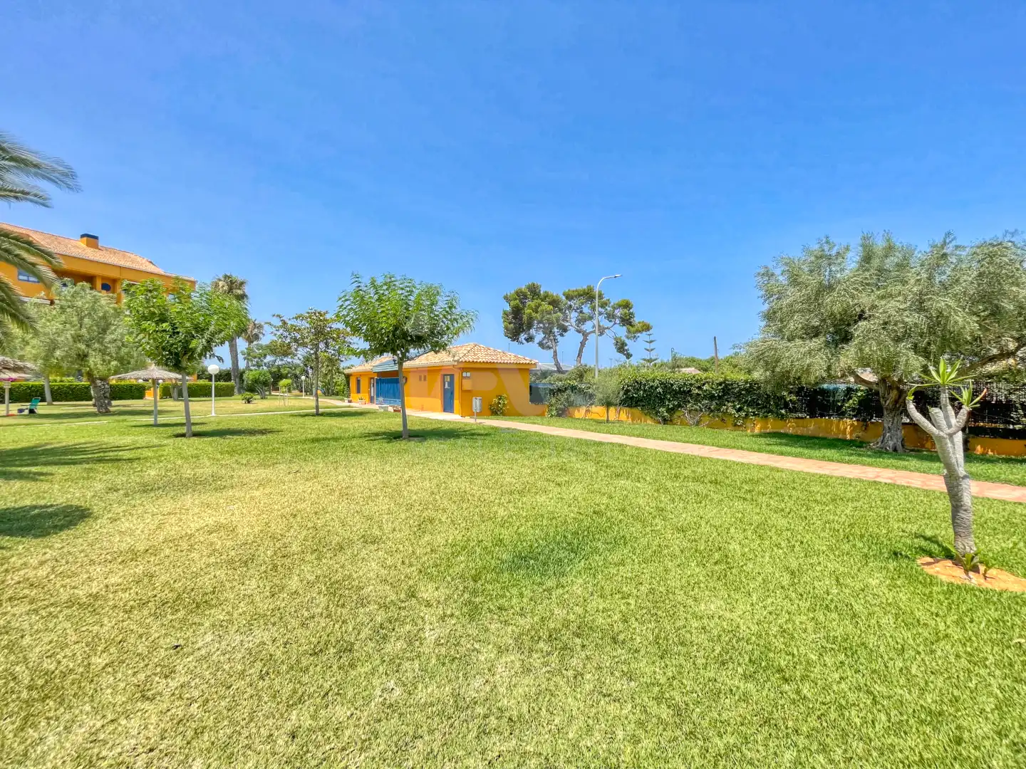 Garden of Duplexes for sale in Dénia  with Air Conditioner, Heating and Terrace
