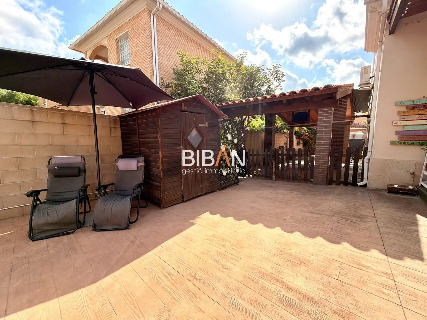 Garden of Detached homes for sale in Tarragona  with Air Conditioner, Heating and Storage room
