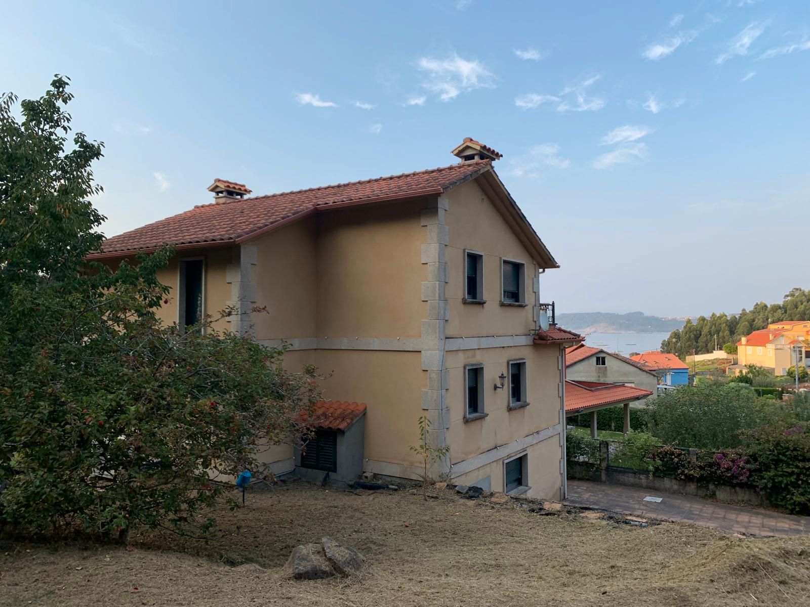 Exterior view of House or chalet for sale in Cangas   with Heating, Private garden and Parquet flooring