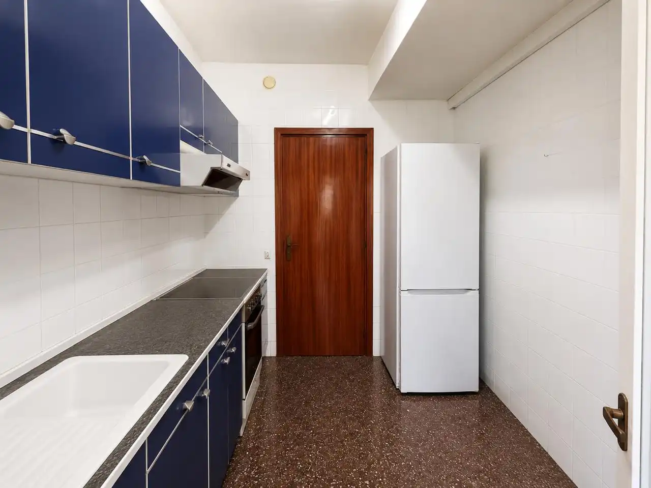 Cocina de Piso en venta en L'Hospitalet de Llobregat con Balcón