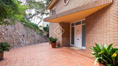 Excelente casa de 7 dormitorios, con preciosas vistas a las montañas en venta en el Poal, Castelldefels