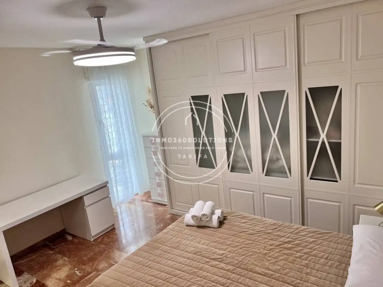 Schlafzimmer von Wohnung zum Verkauf in Córdoba mit Klimaanlage, Terrasse und Abstellraum