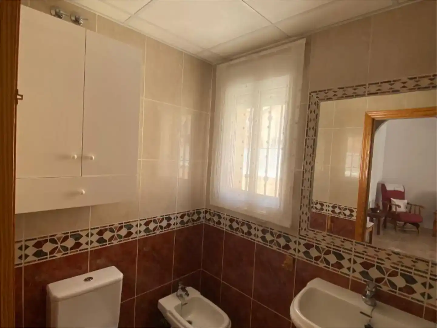 Baño de Dúplex de alquiler en Pilar de la Horadada con Aire acondicionado, Trastero y Amueblado