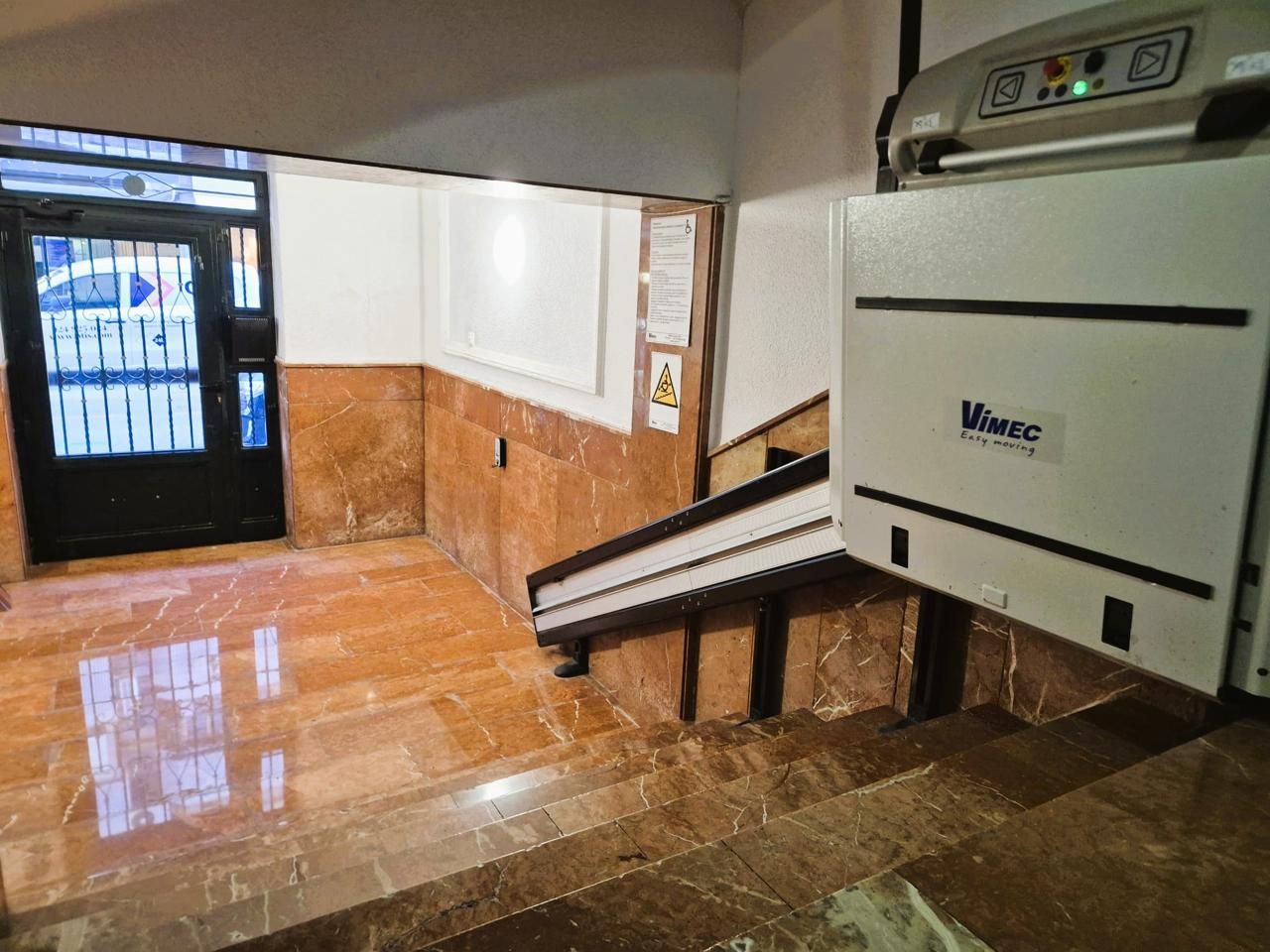 Pis en venda a Pintor Cabrera, Ensanche - Diputación, Centro