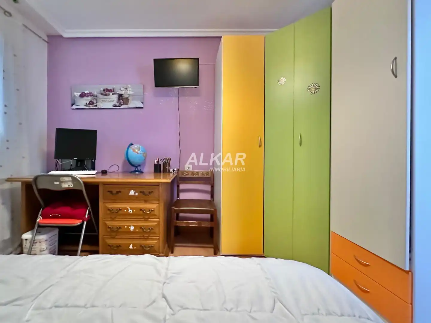 Bedroom of Houses for sale in Ribaforada  with Air Conditioner, Heating and Parquet flooring