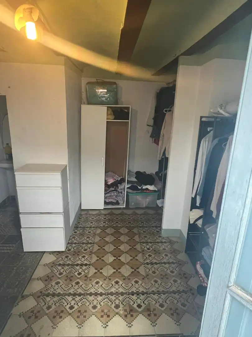 Dormitori de Casa o xalet en venda en La Pobla de Vallbona amb Terrassa i Balcó