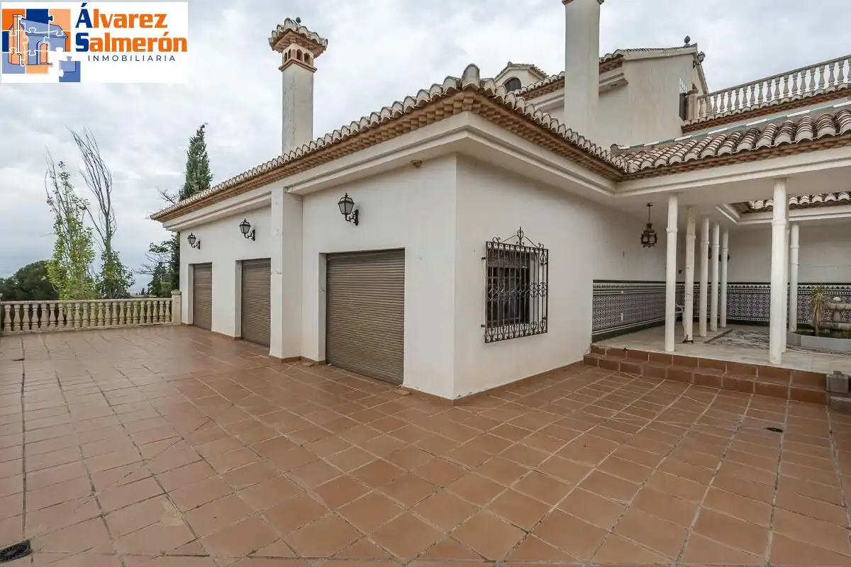 Villa mit Terrasse zum Verkauf in Calle CAMELIA, imagen 5