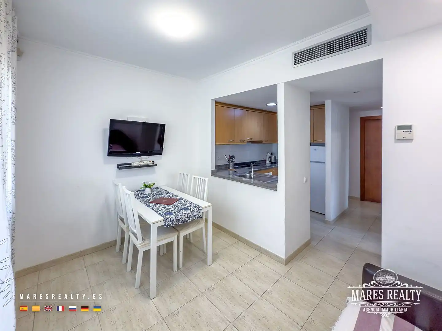 Flat with lift for sale in Fenals