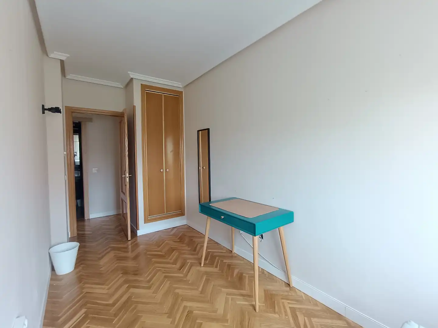 Dormitori de Pis de lloguer en Villanueva del Pardillo amb Aire condicionat, Calefacció i Parquet