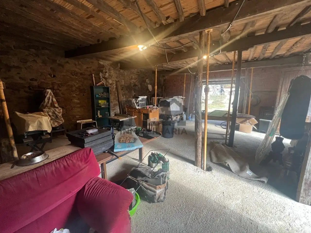 Casa o chalet en venta en LG. ALONGOS, Toén