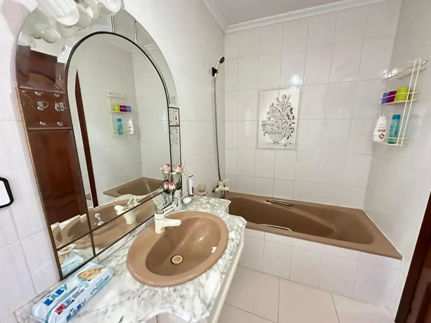Bany de Casa o xalet en venda en Alicante / Alacant amb Jardí privat, Terrassa i Traster