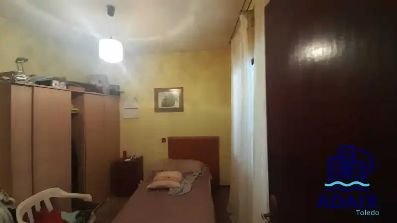 Habitación de Casa o chalet en venta en Dosbarrios