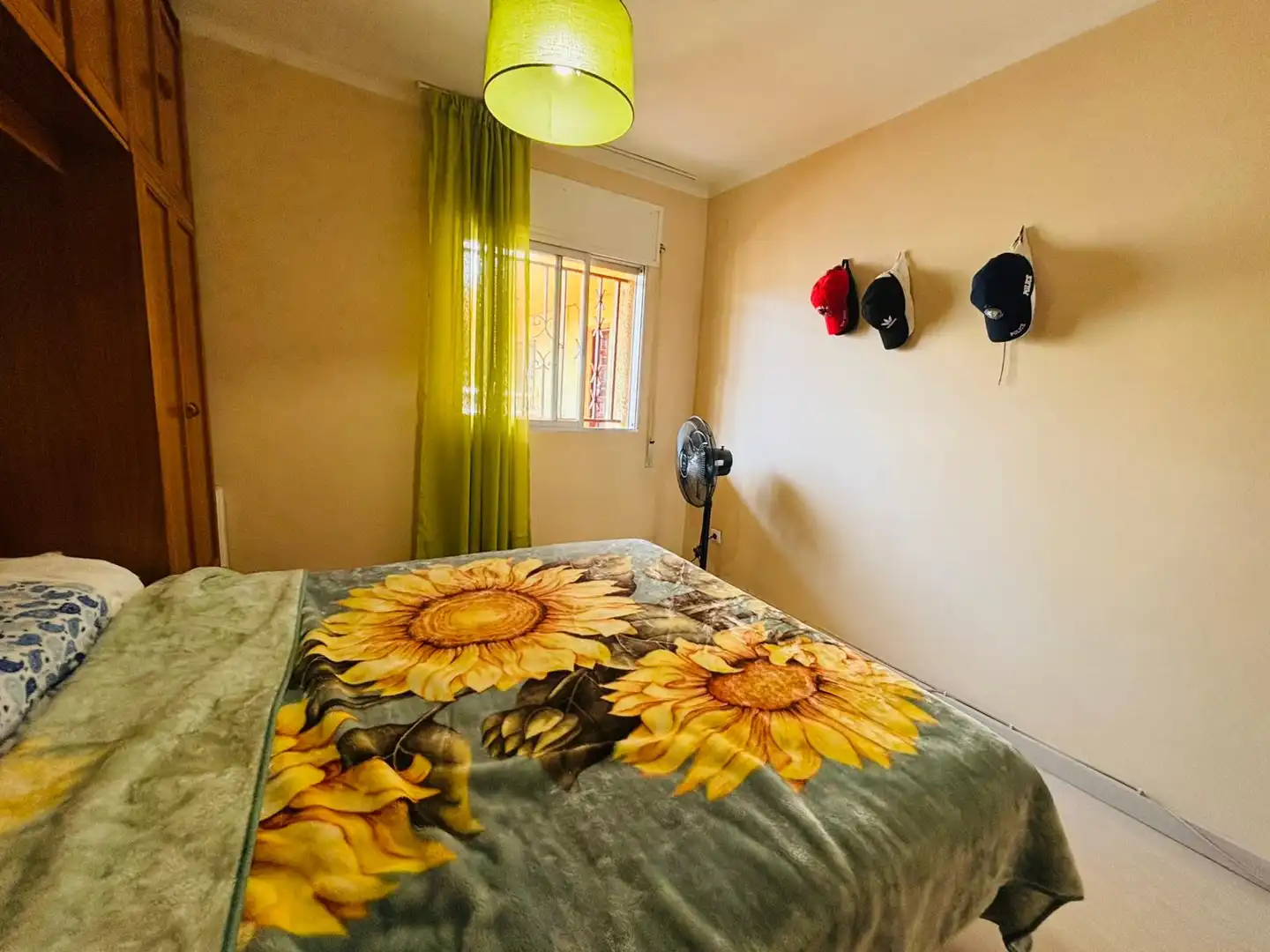 Bedroom of Flat for sale in Salou  with Air Conditioner, Terrace and Furnished