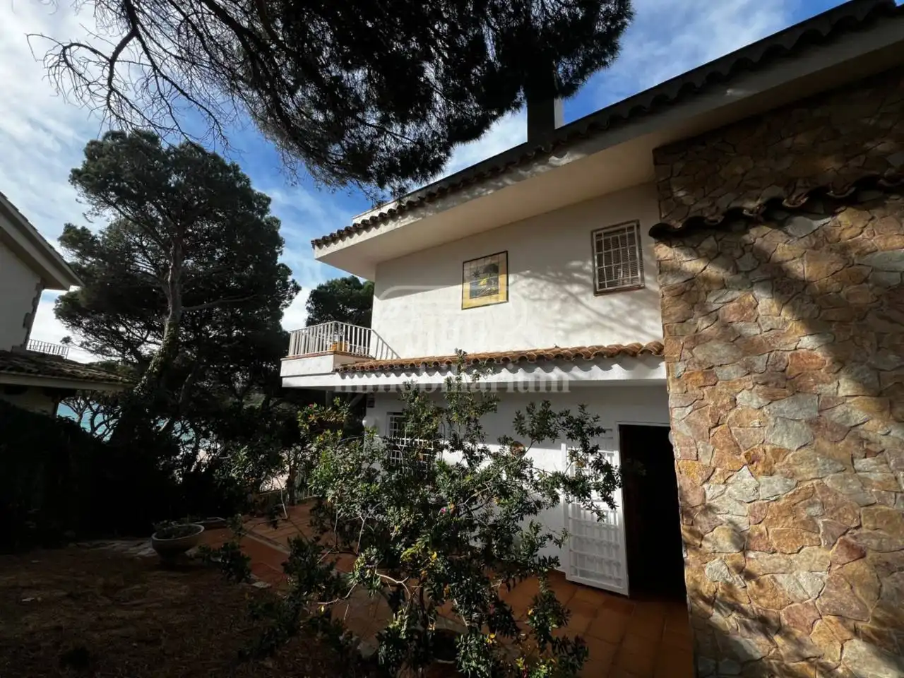 Xalet amb jardí en venda a Fenals, imagen 2