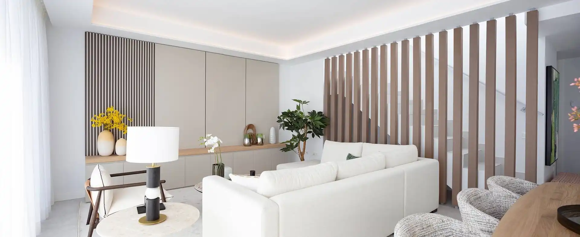 Sala d'estar de Àtic en venda en Marbella amb Aire condicionat, Calefacció i Jardí privat