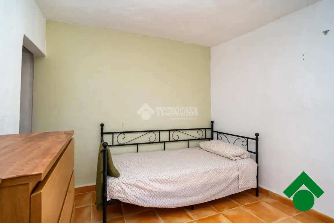 Dormitori de Casa adosada en venda en Íllora