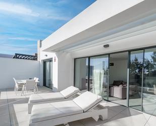Terrace of Attic to rent in Marbella  with Air Conditioner, Terrace and Swimming Pool