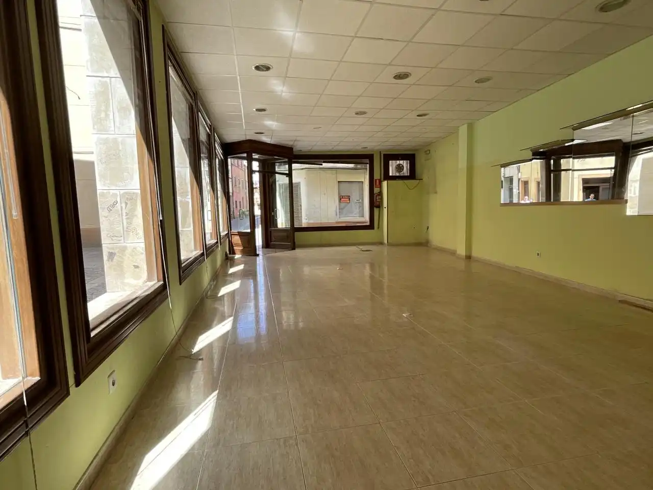 Local comercial en venda a Calle Hilario Pérez 1, imagen 2